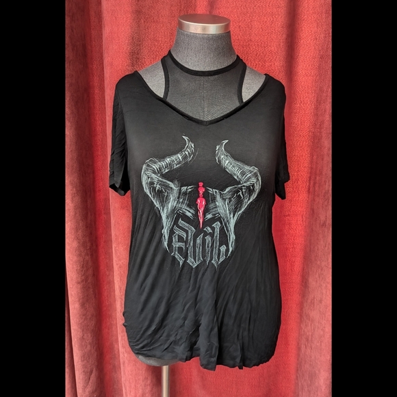 ➕Mesh Yoke Maleficent Tee➕ - Picture 2 of 9